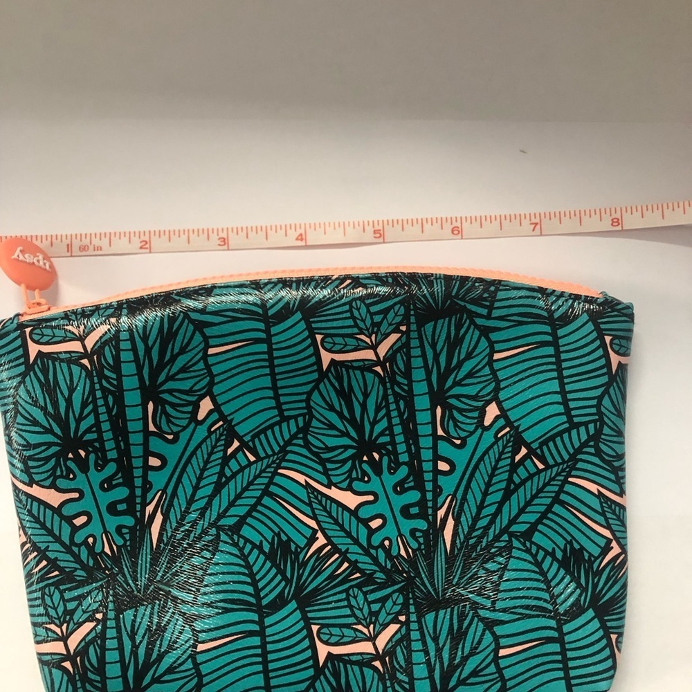 Ipsy makeup bag - Picture 5 of 6